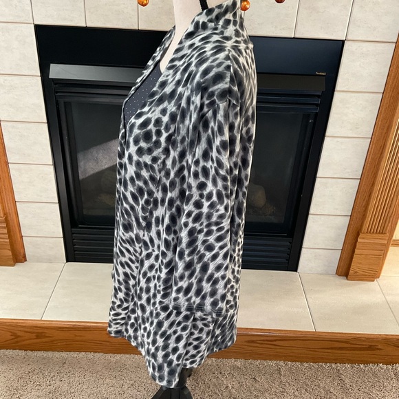 Cathy Daniels Open Front Cheetah Print Cardigan w/Tank Attached, Women’s Sz 1X - Picture 4 of 9